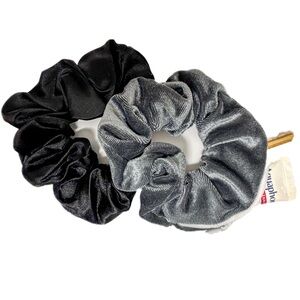 NEW - 2PC Scrunchies Set with Zipper Pockets in Rich Gray Velvet and Black Satin